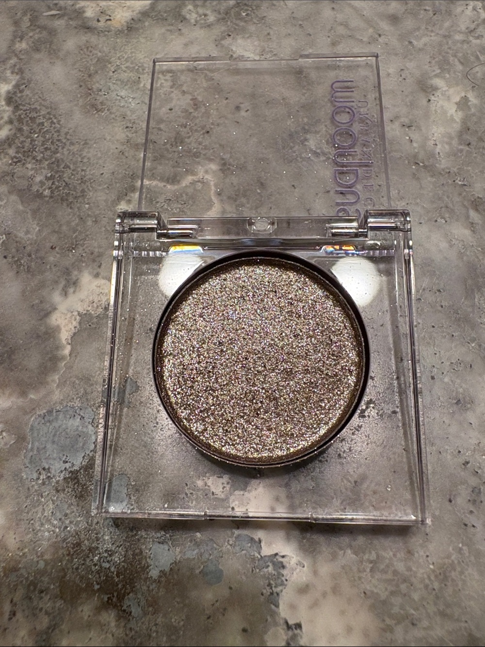 ⭐️Discontinued⭐️ Full-sized Urban Decay Moondust Glitter Eyeshadow- Lithium - Picture 2 of 4